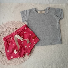 conjunto short ciruela + reme gris talle 6/12 meses