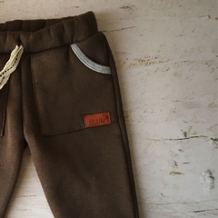 pantalon choco de friza - blum.baby