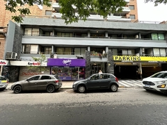 SE VENDE EXCELENTE LOCAL UBICADO EN ACHAVAL RODRIGUEZ 50. - comprar online