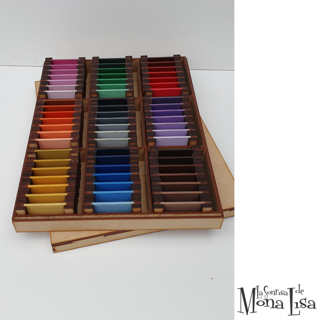 Caja de color III con 63 tablas de colores de madera - Montessori