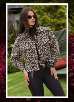 JAQUETA OVERSIZED ANIMAL PRINT