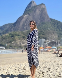 Kaftan Poá Preto e Branco Curto - comprar online