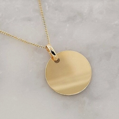 Dije liso Oro 18k