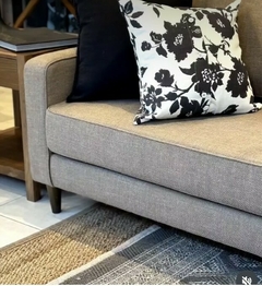 Sillón tapizado - comprar online