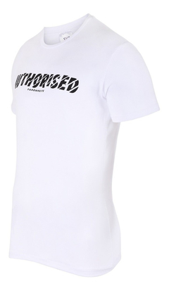 Remera Authorised blanca - comprar online