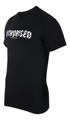 Remera Authorised negra - comprar online