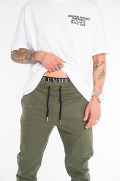 Jogger Bairon verde - comprar online