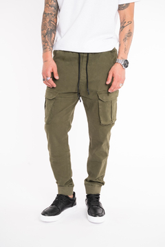 Jogger cargo Kermit verde