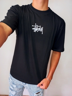 Imagen de REMERAS OVERSIZE STUSSY