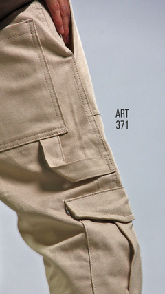 Imagen de PANTALON CARGO BEIGE 371