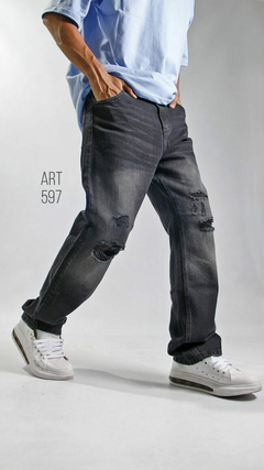 PANTALON JEAN MOM GRIS LOCALIZADO ART-597