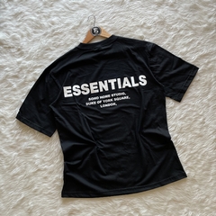 REMERA OVER ESSENTIALS 1