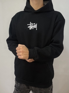 Imagen de BUZO OVERSIZE NEGRO STUSSY