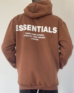 BUZO OVERSIZE ESSENTIALS MARRON en internet