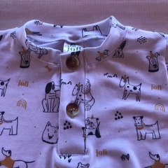 Remera "Chris" - Estampa Perritos - comprar online