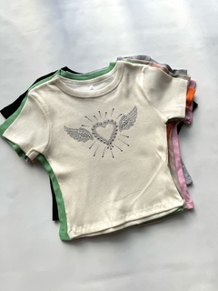 Baby tee Corazon Con alas - comprar online