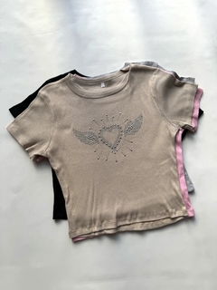 Baby tee Corazon Con alas - kimchi