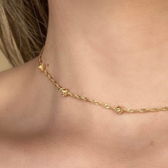 Choker Ouro Bolinhas Trabalhadas Espaçadas 30cm (6872) - comprar online