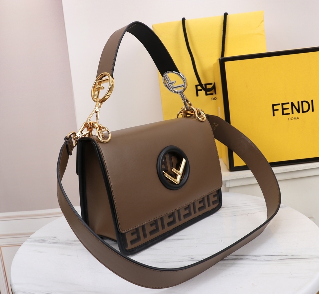 BOLSA FENDI CAN