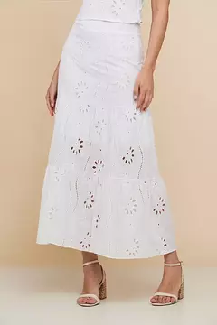 CONJUNTO BRANCO SAIA E BLUSA LAISE na internet