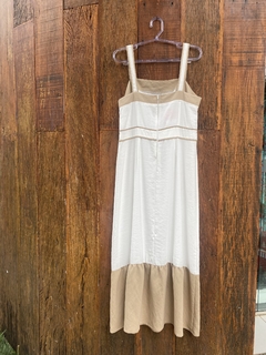 VESTIDO BRANCO ALFAIATARIA DETALHE BEGE - loja online