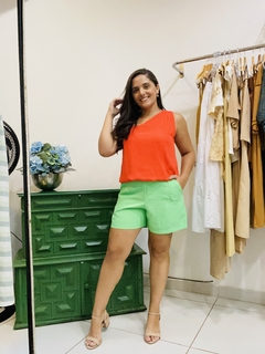 BLUSA VERDE LARANJA CREPE ALÇA ASSIMÉTRICA - Camila Raidan