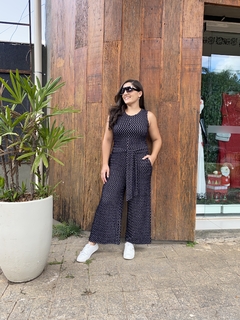 MACACÃO COMFY TEXTURA PANTALONA COM BOLSOS - loja online