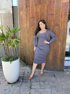 CONJUNTO VESTIDO MIDI TRICOT COM CASAQUINHO - Camila Raidan