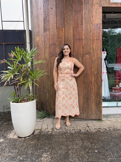 CONJUNTO BORDADO CROPPED E SAIA MIDI na internet