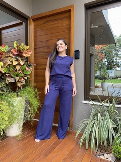 CONJUNTO BLUSA E PANTALONA MALHA COMFY CANELADA MARINHO COM CINTO - loja online