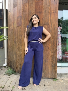 CONJUNTO BLUSA E PANTALONA MALHA COMFY CANELADA MARINHO COM CINTO na internet