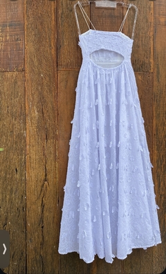 VESTIDO LINGO BRANCO LAISE 3D FLORES E BORBOLETAS - loja online