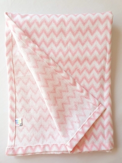 Cueiro flanelado chevron rosa na internet