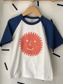 REMERA SUN MANGA RANGLAN CRUDO CON AZUL - comprar online