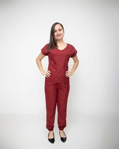 Scrub Letícia feminino - marsala na internet