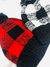 GORRO CUADROS CON POMPON - comprar online