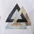 Remera Triple Triangulo Gold - comprar online