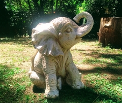 Elefante De Jardin Sentado Estatua De Resina Decoracion en internet