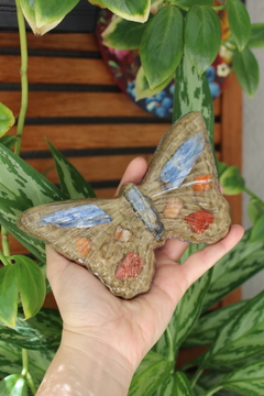 Orgonite Borboleta Com Cianita Azul, Calcita Laranja, Jaspe Vermelha 