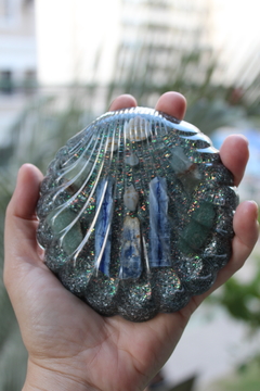 Orgonite Concha Calmaria e Paz Cianita azul e Água Marinha