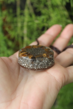 Orgonite Pingente Mandala Porteção e Prosperidade