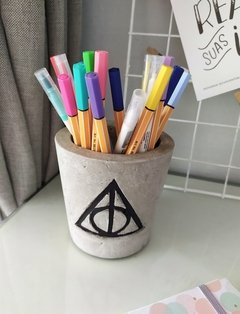 Porta Lápis Harry Potter Relíquias da Morte em Cimento - comprar online