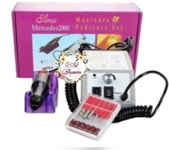 torno manicure / pedicure lina ( mercedes 2000