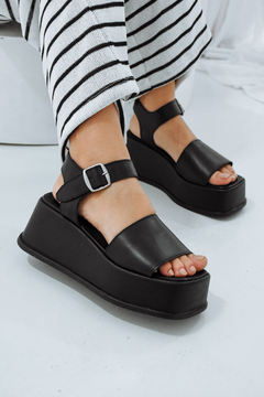 Sandalias con plataforma de cuero negras