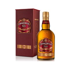 Botella con fondo blanco de Chivas Regal Extra 750cm3