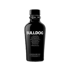 Botella de Gin Bulldog con fondo blanco