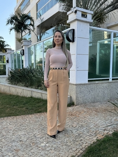 Calça Laura na internet