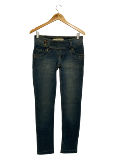 CALÇA JEANS SKINNY BÁSICA (38)