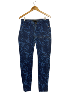 CALÇA JEANS CAMUFLADA SKINNY C&A (38)