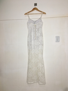 VESTIDO LONGO RENDA (M) - Pimenta Cereja Brechó